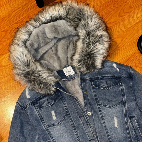 Fall jacket size XS - Picture 2 of 3